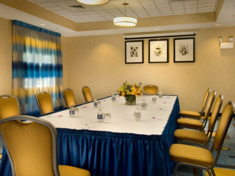 Springhill Suites By Marriott Jacksonville North I-95 Area Екстер'єр фото