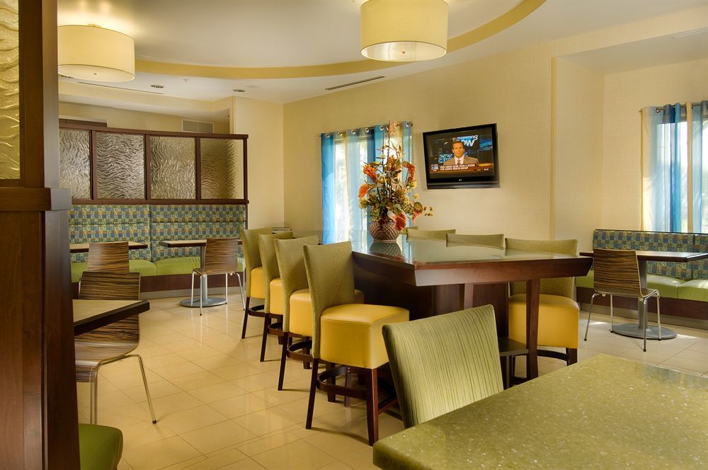 Springhill Suites By Marriott Jacksonville North I-95 Area Екстер'єр фото
