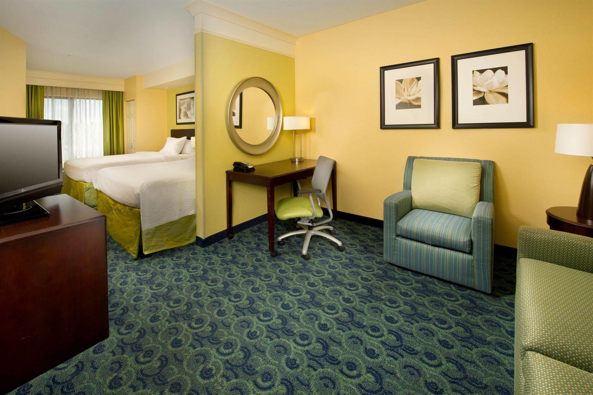Springhill Suites By Marriott Jacksonville North I-95 Area Екстер'єр фото