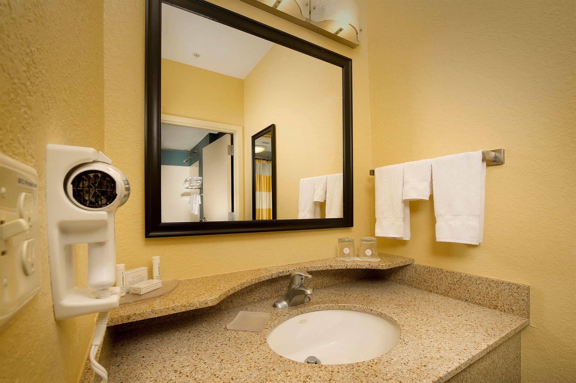 Springhill Suites By Marriott Jacksonville North I-95 Area Екстер'єр фото