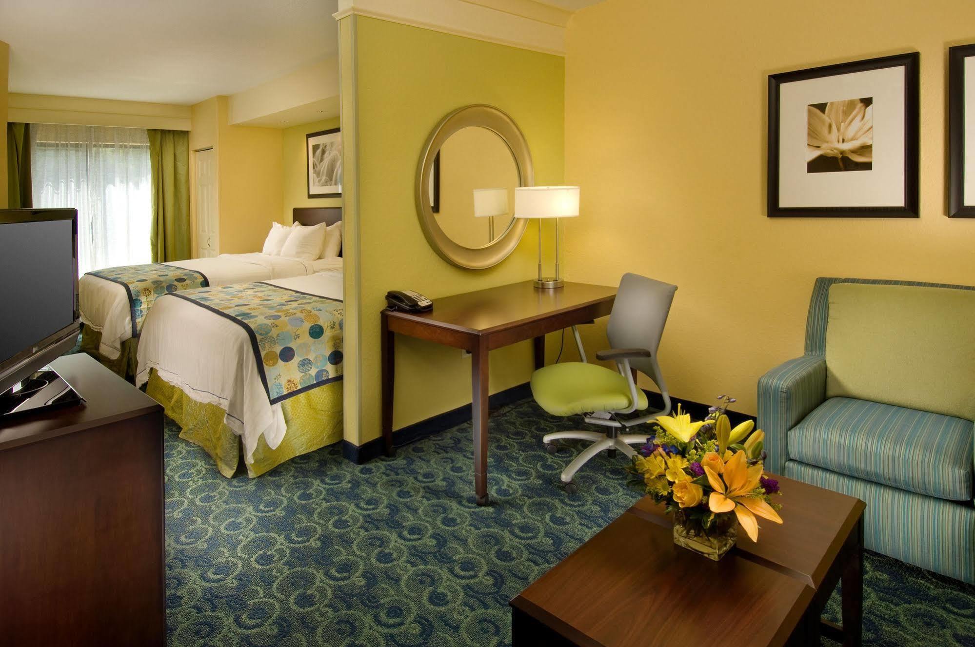Springhill Suites By Marriott Jacksonville North I-95 Area Екстер'єр фото